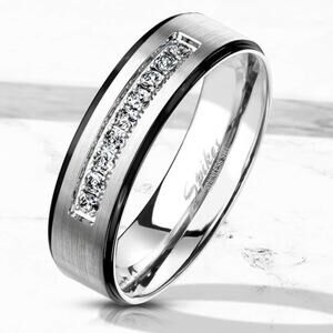 New stainless steel CZ‎ ring size 6